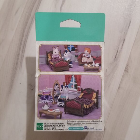 BUNDLE Calico Critters Town Series Designer Studio, Luxury Bed, Fashion Showcase - Picture 10 of 15